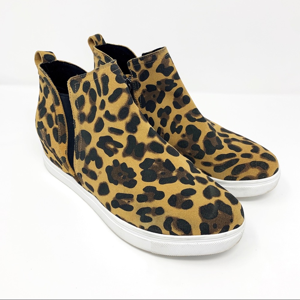 Blondo Boot Georgette Leopard Wedge Bootie Sneaker